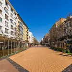 Zero-Waste Studio Apartment In Central Sofia